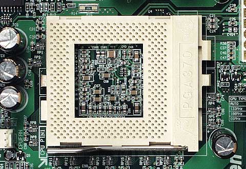 Intel Pentium MMX 166MHz a chladic